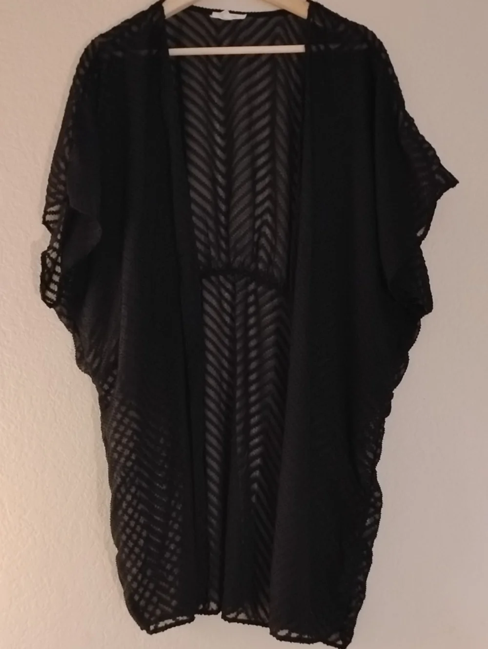 Maurices Black Sheer Patterned Kimono